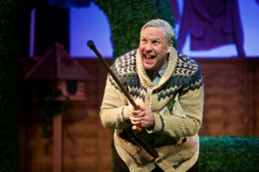 The Elves and The Shoemaker 2017