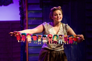 The Elves and The Shoemaker 2017